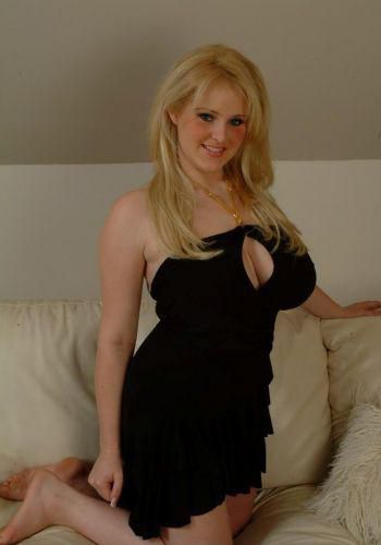 Индивидуалка Питера Кристина с 6 размером груди предлагает интим услуги у метро Лиговский проспект  +7(911)263-24-68 - фото 2