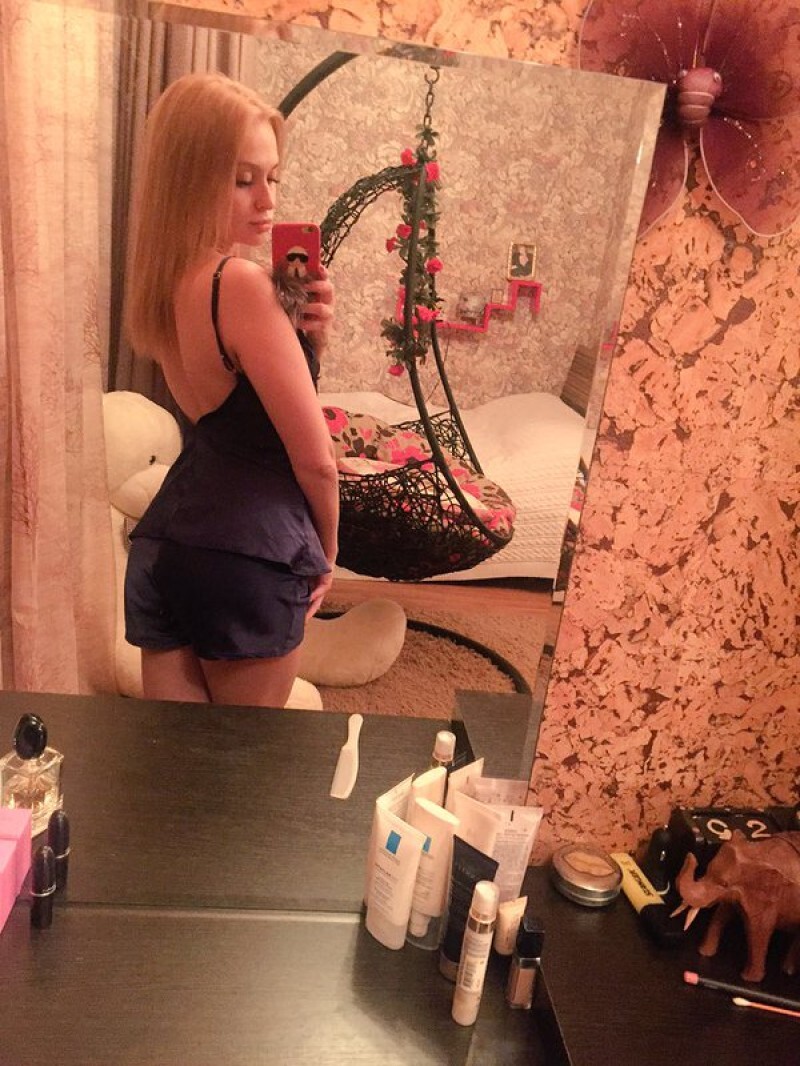 Проститутка Питера Наира с 1 размером груди предлагает интим услуги у метро Площадь Ленина  +7(981)002-14-54 - фото 3