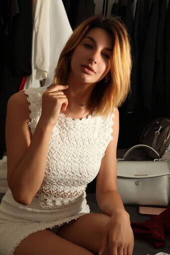 Проститутка Алина +7(981)136-33-84 СПБ